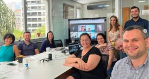 Eficiência Hospitalista Celebra Conquistas em Reunião Híbrida Especial